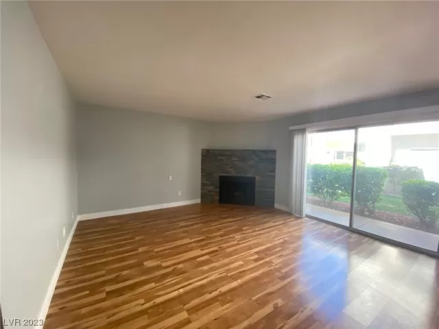 MLS: 2484183 Condo For Sale