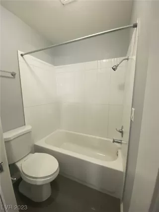 Photo #6: 2484183 Listing 