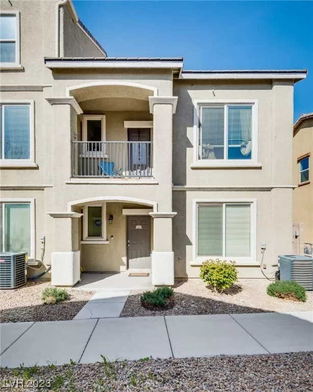 MLS: 2484187 Condo For Sale