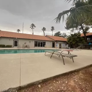 Photo #1: 2484191 Listing