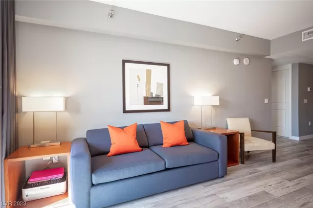 MLS: 2484193 Condo For Sale