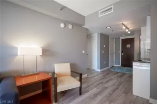 Photo #4: 2484193 Listing 