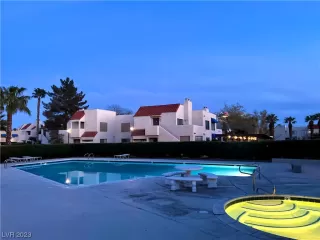 Photo #1: 2484224 Listing