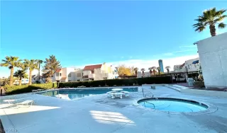 Photo #2: 2484224 Listing