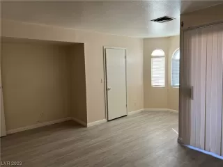 Photo #1: 2484229 Listing 