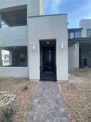 Photo #2: 2484235 Listing 