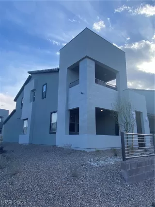 Photo #3: 2484235 Listing 