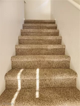 Photo #1: 2484303 Listing 