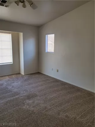 Photo #6: 2484303 Listing 