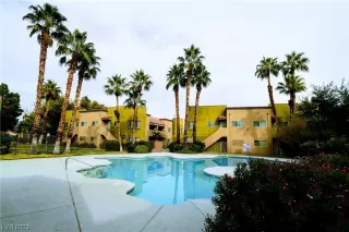 Photo #1: 2484314 Listing 