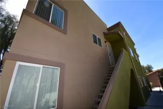 Photo #3: 2484314 Listing 