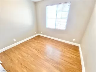 Photo #1: 2484333 Listing 
