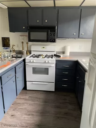 Photo #4: 2484361 Listing 