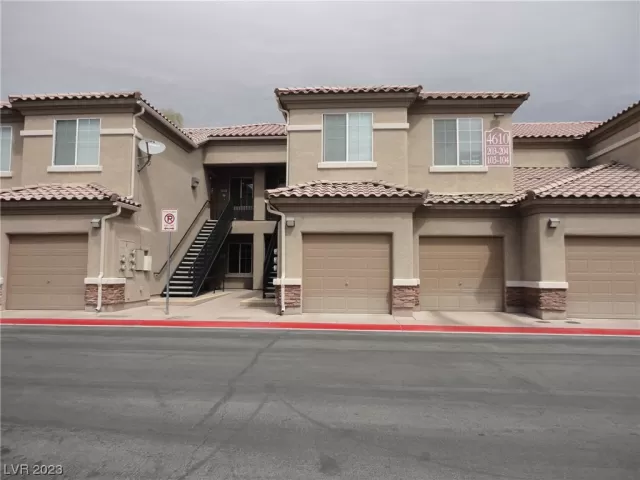 MLS: 2484400 Condo For Sale