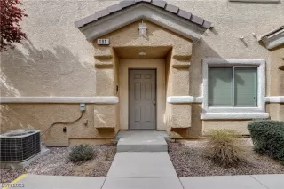 Photo #3: 2484405 Listing