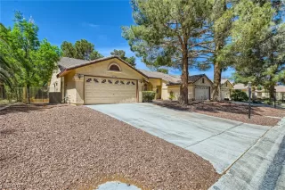 Photo #2: 2484417 Listing 