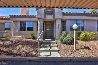 Photo #2: 2484423 Listing