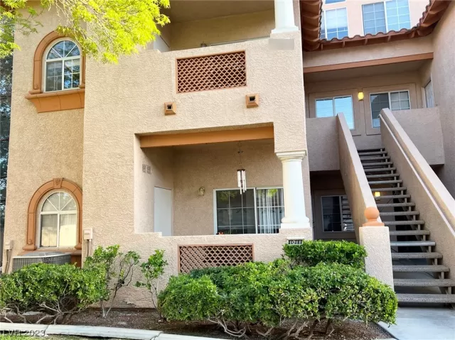 MLS: 2484427 Condo For Sale