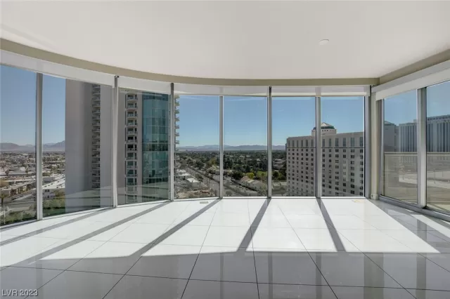 MLS: 2484469 Condo For Sale