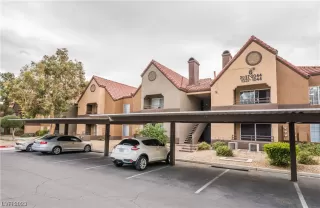 Photo #1: 2484473 Listing 