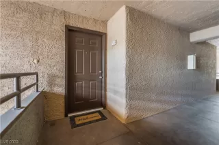 Photo #2: 2484473 Listing 