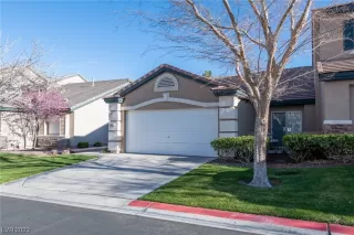 Photo #1: 2484492 Listing 