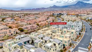 Photo #3: 2484494 Listing