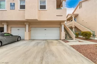 Photo #1: 2484568 Listing