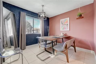 Photo #5: 2484628 Listing 