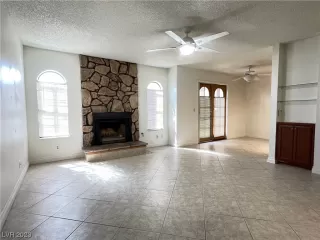 Photo #2: 2484727 Listing 