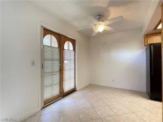 Photo #4: 2484727 Listing 