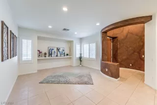 Photo #6: 2484737 Listing 