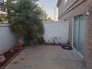 Photo #1: 2484752 Listing 