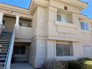 Photo #1: 2484776 Listing