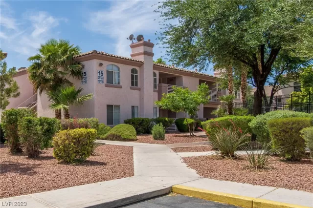 MLS: 2484777 Condo For Sale