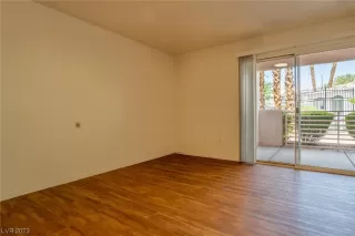 Photo #6: 2484777 Listing 