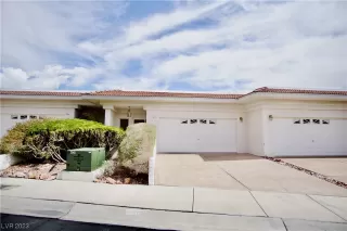 Photo #1: 2484789 Listing