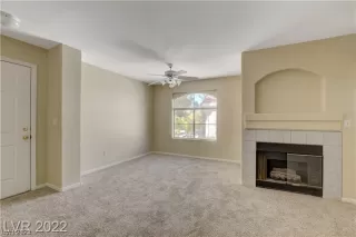 Photo #5: 2484843 Listing