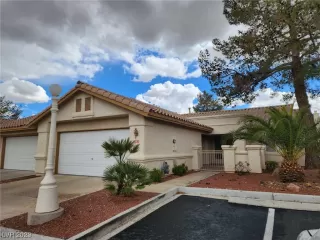 Photo #1: 2484858 Listing