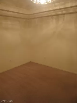 Photo #3: 2484876 Listing 