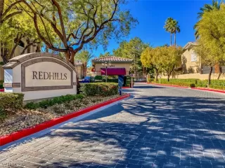 Photo #5: 2484879 Listing 