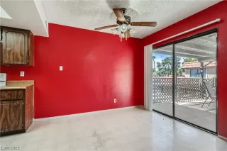 Photo #6: 2484970 Listing