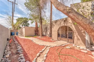 Photo #1: 2484987 Listing 