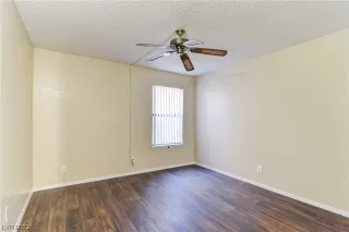 Photo #4: 2484994 Listing 