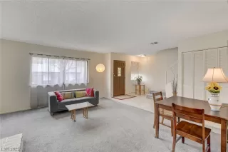 Photo #4: 2485011 Listing 