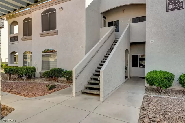 MLS: 2485016 Condo For Sale