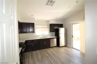 Photo #2: 2485059 Listing 