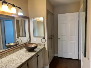 Photo #5: 2485061 Listing 