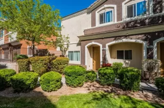 Photo #1: 2485069 Listing 