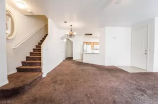 Photo #4: 2485069 Listing 